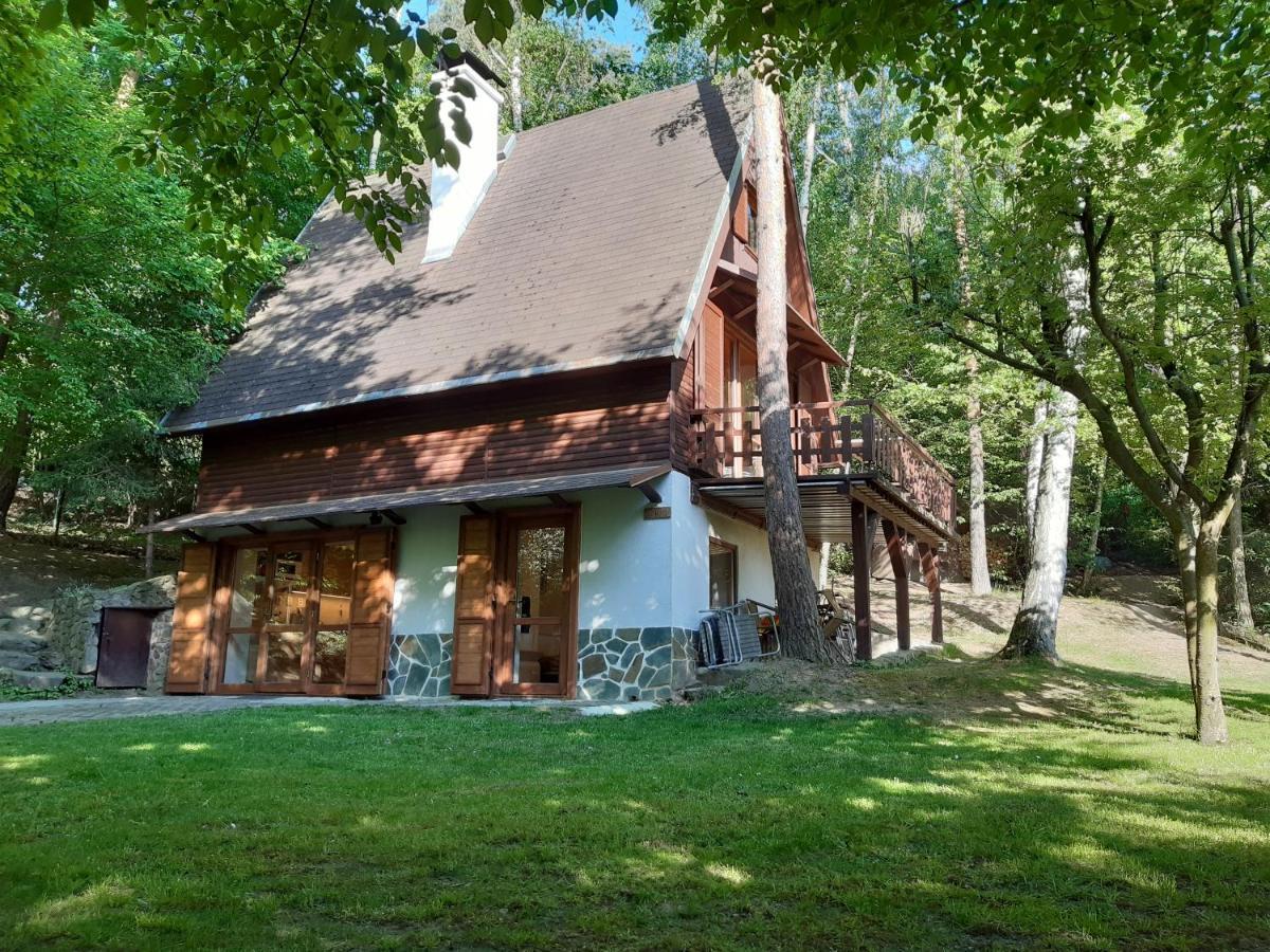 Holiday Home Zajicovi Rabyne Eksteriør bilde